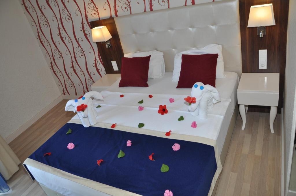 คลีโอพัตรา มิคาดอร์ โฮเต็ล Hotel อลันยา ภายนอก รูปภาพ