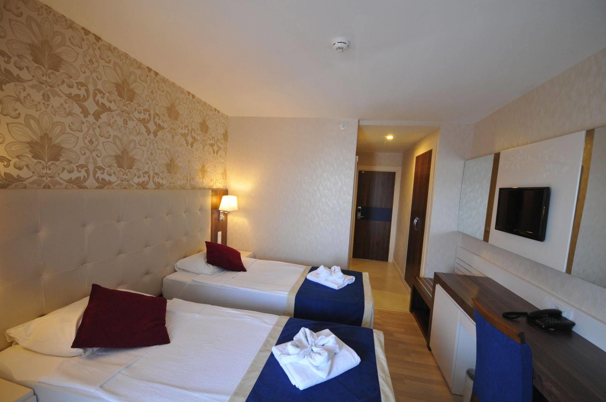 คลีโอพัตรา มิคาดอร์ โฮเต็ล Hotel อลันยา ภายนอก รูปภาพ